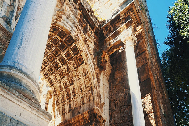 HADRIAN'S GATE IN ANTALYA - THE BOUNDARY BETWEEN THE NEW AND THE OLD